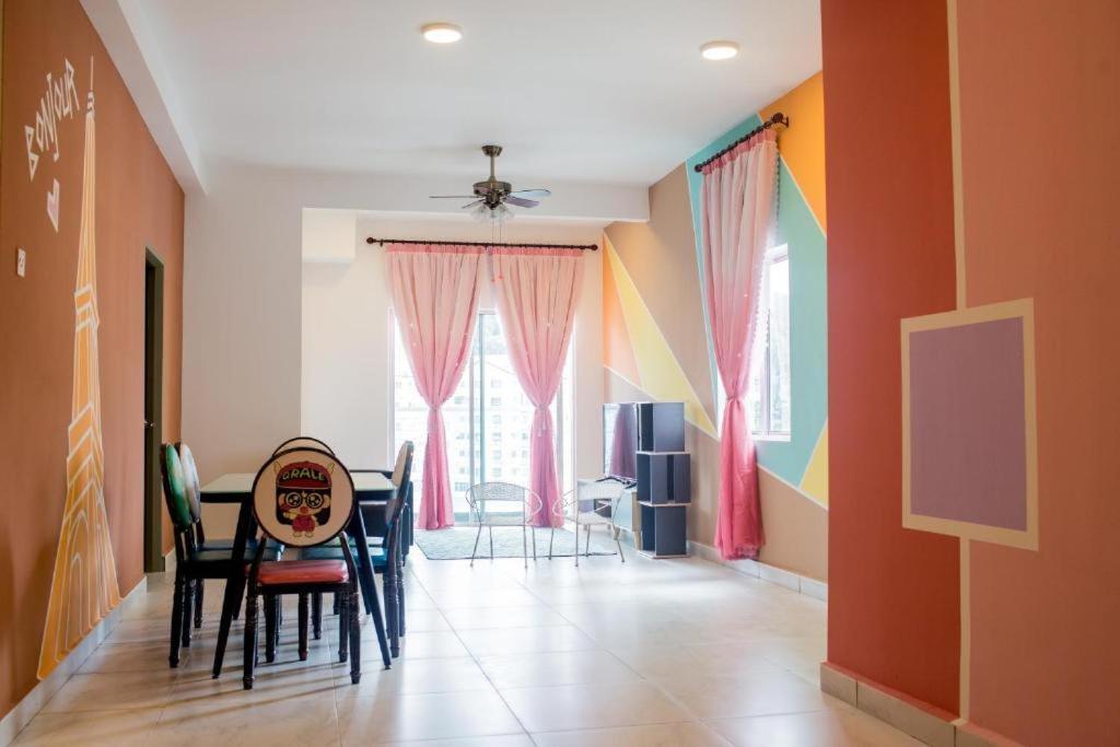 Icolor Home & Stay Ch6 Tanah Rata Extérieur photo