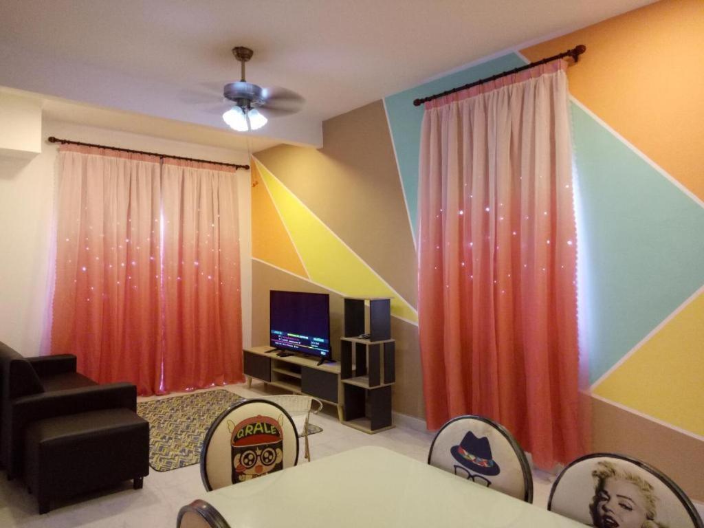 Icolor Home & Stay Ch6 Tanah Rata Extérieur photo