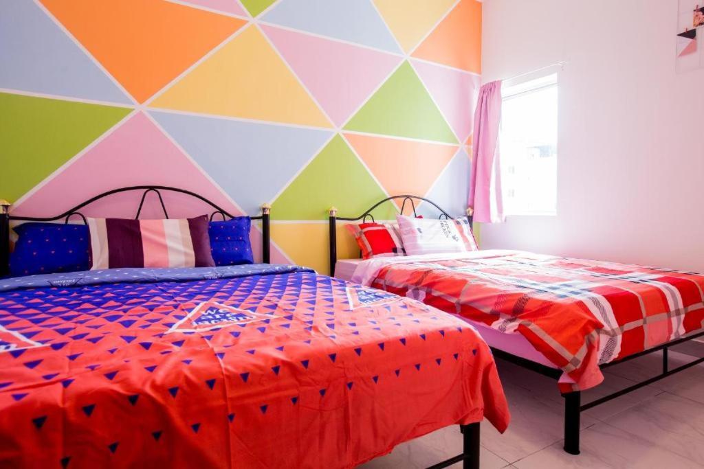 Icolor Home & Stay Ch6 Tanah Rata Extérieur photo