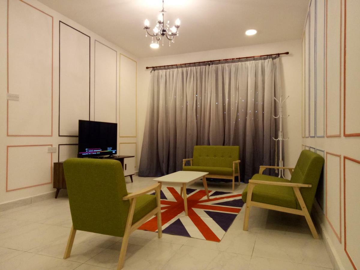 Icolor Home & Stay Ch6 Tanah Rata Extérieur photo