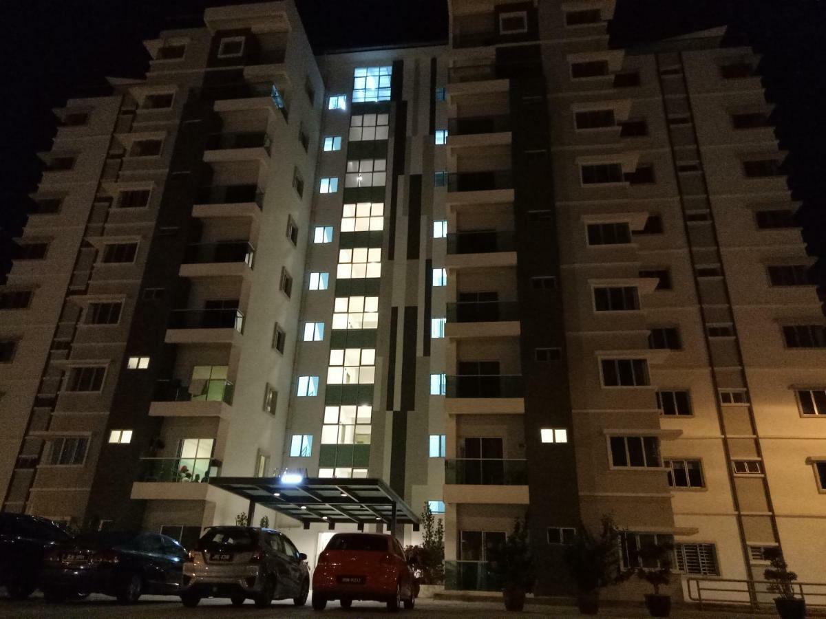 Icolor Home & Stay Ch6 Tanah Rata Extérieur photo